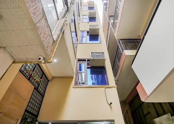 Hotel O Mahipalpur Extension Near Airport New Delhi